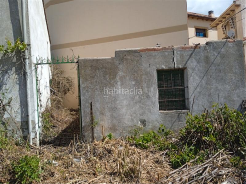 Foto 749cd5bb-f73d-4a53-8bc5-77d19e1c3696. Casa pareada en travesía de la magdalena 8 casa chalet pareada con jardin en Vellón (El)