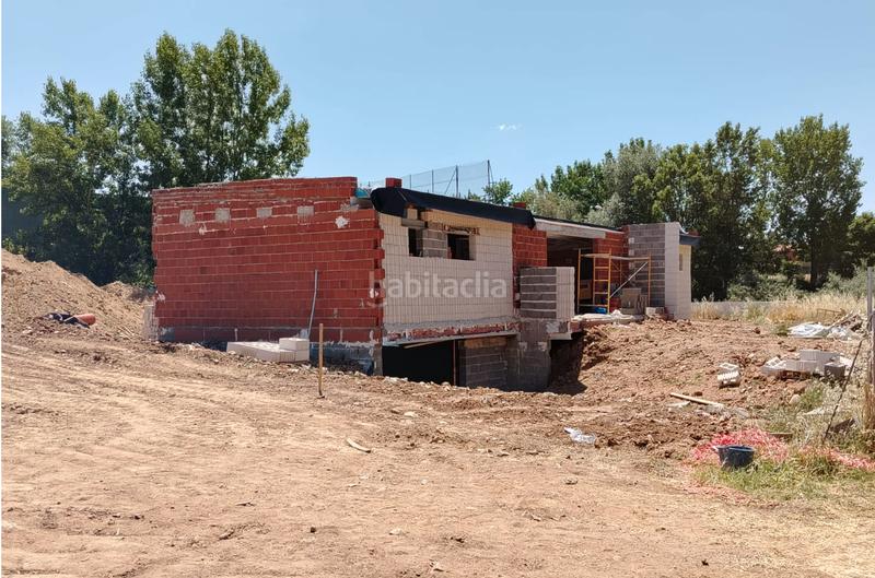 Foto a8047d6d-be79-4d77-b769-073e11238601. Chalet  unifamiliar urb. el coto, el casar en Casar (El)