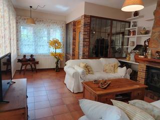 Chalet à Venturada. Chalet independiente venturada