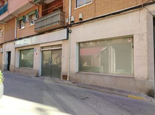 Local Comercial a Calle la Salud