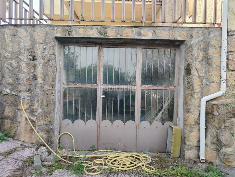 Foto 84a455e0-5b87-4623-a405-730e19e19518. Xalet amb xemeneia calefacció aparcament piscina a Pedrezuela