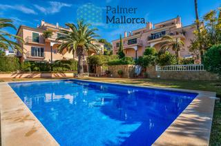 Semi detached house in Portals Nous