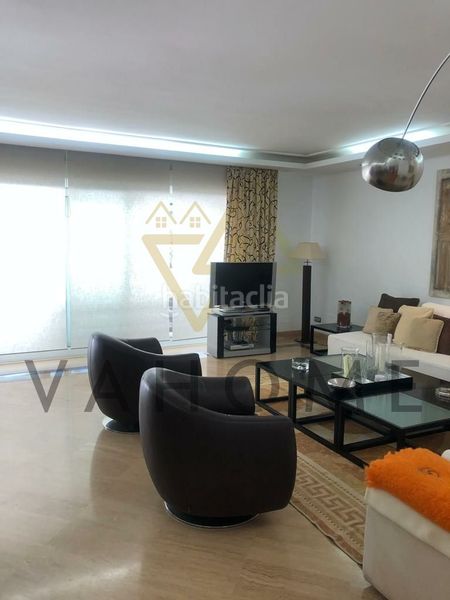 Foto 3ca0b78d-abde-4ddc-b44f-0ec57425bee8. Rent flat with heating parking pool in Puerto Banús Marbella