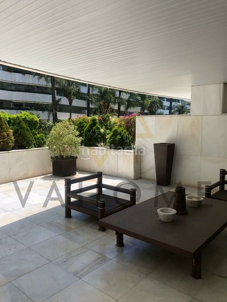 Foto a5ae2123-27b0-4835-97dc-7f88f002232b. Rent flat with heating parking pool in Puerto Banús Marbella
