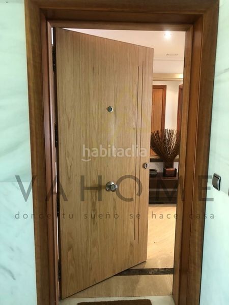 Foto c3623286-7991-4625-ae66-036e25692597. Rent flat with heating parking pool in Puerto Banús Marbella