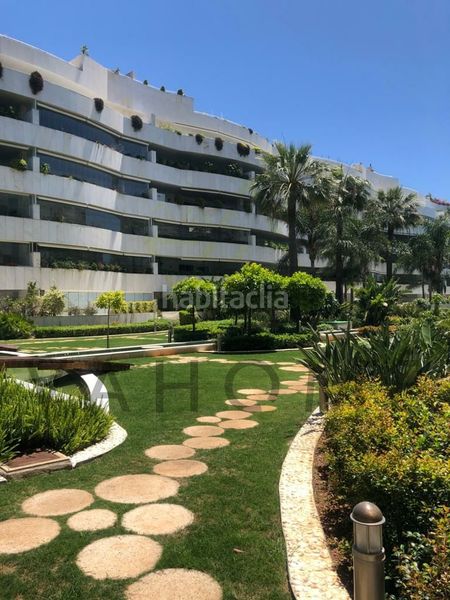 Foto dc77aa61-66f3-4e3e-be7d-6faf9f56cf6a. Rent flat with heating parking pool in Puerto Banús Marbella