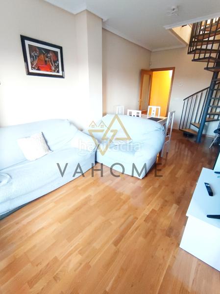 Foto 2b56d1cd-1f4d-41bd-8e01-7f9fe0debc0e. Àtic amb calefacció aparcament a Puerta de Murcia-Colegios Ocaña