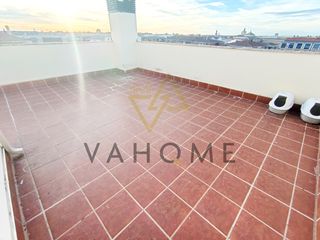 Attique à Puerta de Murcia-Colegios. Vahome presenta fantastica vivienda en ocaña (toledo)