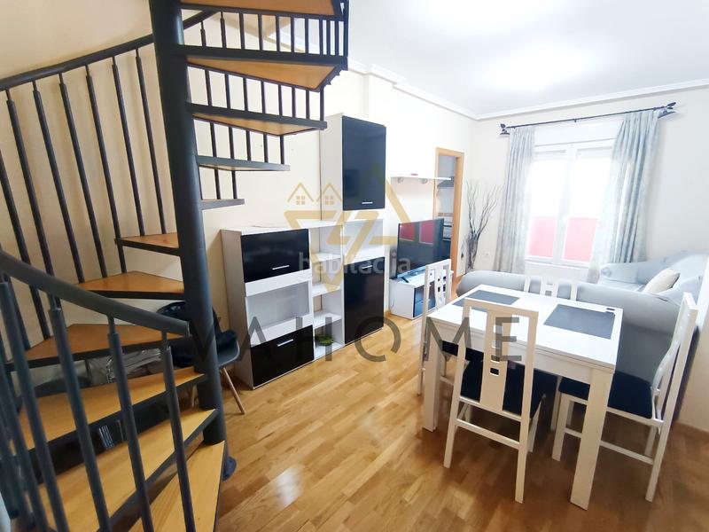 Foto e899bce4-50ee-4fb4-b611-678683cb75cc. Àtic amb calefacció aparcament a Puerta de Murcia-Colegios Ocaña