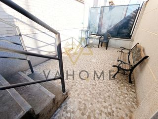Appartamento in Entrada-Gasolineras. Vahome presenta excelente vivienda en ocaña (toledo)