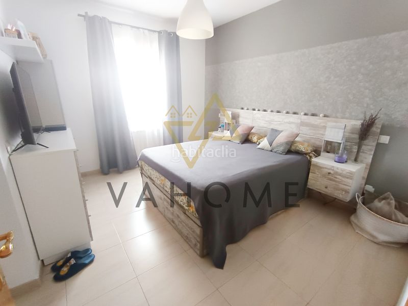Foto ad816577-50ef-49d0-aa5a-04fb647f9a3c. Casa adossada amb calefacció aparcament a Las Lomas Seseña