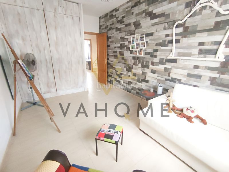 Foto fd941f00-fa42-46fd-8fd0-dd0a03493b54. Casa adossada amb calefacció aparcament a Las Lomas Seseña