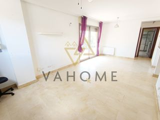 Casa pareada en Bargas. Vahome presenta fantastica vivienda en bargas (toledo)