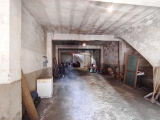 Nau industrial a Favara. Nave de 72m situada en una de las carreteras principales de fava