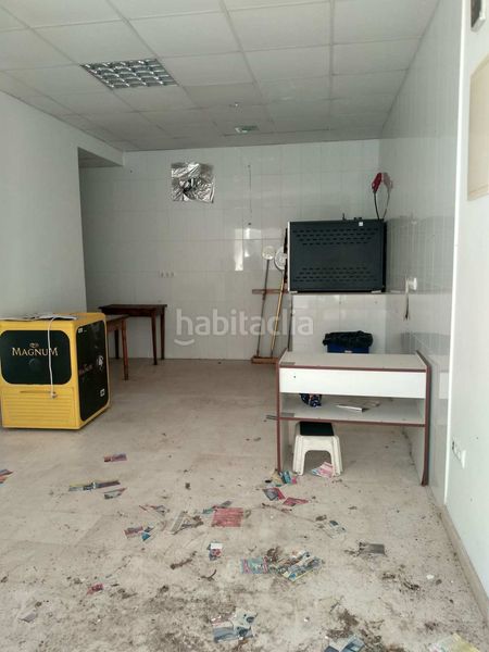 Foto a0b8bdb5-d3fd-41bd-ad53-cdec43ce7c27. Local comercial a Sant Antoni Cullera
