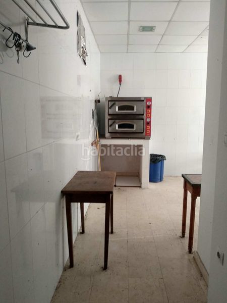 Foto b951d43e-1a7d-4562-939b-e80270b343a2. Local comercial a Sant Antoni Cullera