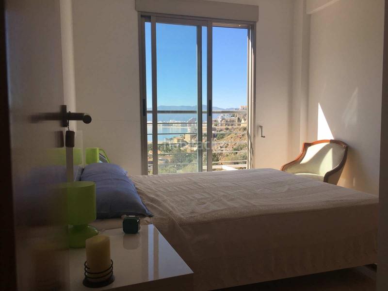 Foto bb8b5952-a560-47f6-bcb1-50b5b2cdbd0d. Casa a schiera con parcheggio in El Faro Cullera