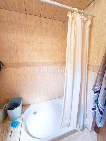 Foto 5a8eba26-19b8-4d31-a4d2-34f701c68189. Casa adossada amb aparcament a Llaurí