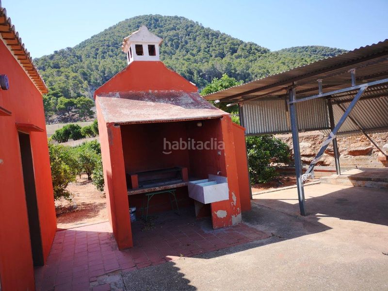 Foto b09d6295-37ac-4b56-a2f5-8e78e1a55585. Masia amb piscina a Tavernes de la Valldigna