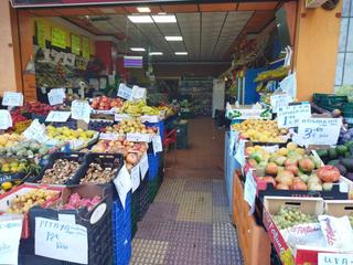 Business premise in Sant Antoni. Se vende amplio local a pocos metros de la playa de san antonio,