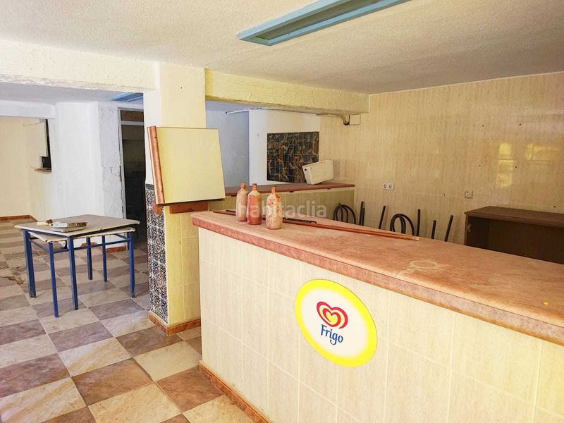 Foto fcebd5ca-f5ec-4d6b-8006-d26bdc520cbc. Local comercial a El Faro Cullera
