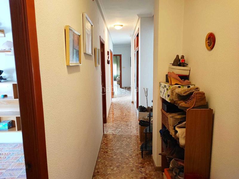 Foto ca71674a-b172-42b2-806d-336e3b9897c0. Pis a pueblo de Cullera Cullera