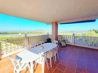 Xalet a Favara. Casa de campo situada en llaurí, muy cerca del pueblo de favara,