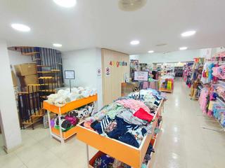 Local Comercial en Sant Antoni. Se vende local comercial de 165 metros cuadrados en zona san ant