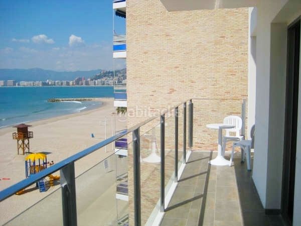 Foto e944954f-41d9-4fbe-bb60-37095418fc3a. Edificio in El Faro Cullera