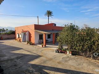 Masia a El Marenyet. Situado en el brosquil, en zona tranquila, idílica, natural y mu