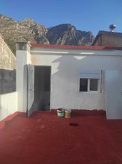 Edifici a Tavernes de la Valldigna. A la venta en el centro de tavernes de valldigna una oportunidad