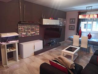 Pis a Favara. Amplio apartamento en favara disponible para nueva familia, situ