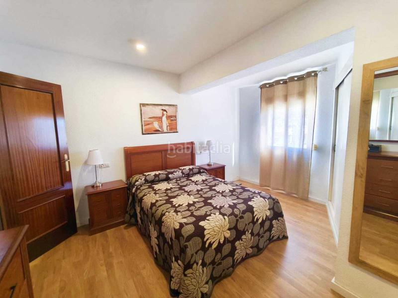 Foto dd6b0b43-c024-46a0-9364-189bce341450. Pis a pueblo de Cullera Cullera