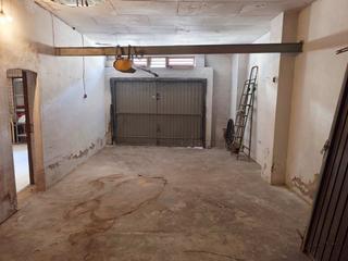 Geschäftsraum in Tavernes de la Valldigna. Local en zona céntrica de tavernes de la valldigna. dispone de a