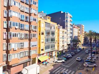 Appartement à Tavernes de la Valldigna. Se vende piso de 246 m construidos, resultado de la unión de dos