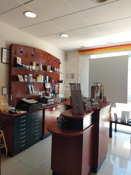 Foto 3a615320-e357-4fb6-8d73-d0a9dc1b07ec. Local commercial dans Favara