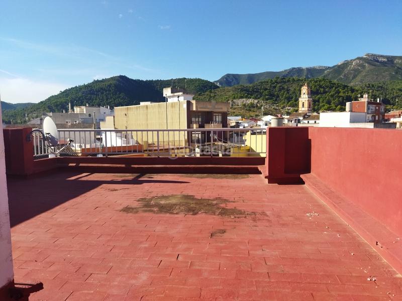 Foto ad10f94f-cd7b-4903-93e5-983c708413d4. Local commercial dans Favara