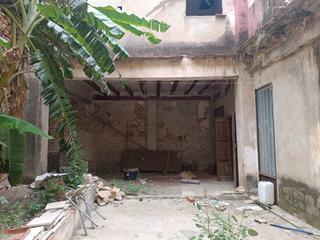Maison à Pueblo de Cullera. Situado en pleno centro de cullera, en las calles tradicionales