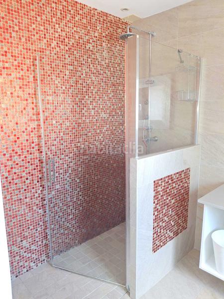 Foto 7e8c21e9-034d-4caf-8277-c3c786f9de69. Reihenhaus mit heizung parking in Bulevar del Xúquer Cullera