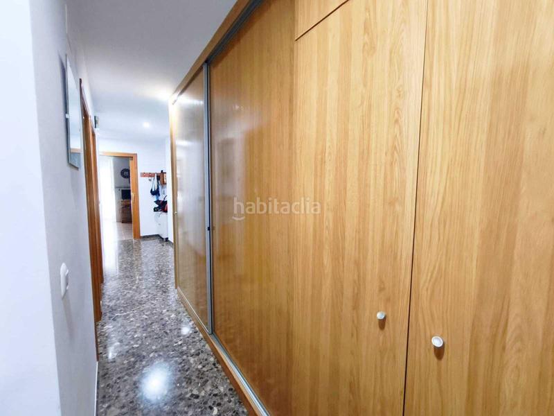 Foto 14a091ac-2910-4342-8d24-dea07136099a. Piso se vende amplio piso , ubicado en una zona con excelente acceso desde la carretera principal y perfectamente comunicado co en Sueca