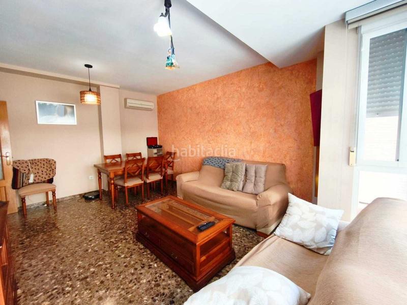 Foto 1abd6109-d5fc-4a6a-b949-0a7abd11bfa0. Piso se vende amplio piso , ubicado en una zona con excelente acceso desde la carretera principal y perfectamente comunicado co en Sueca