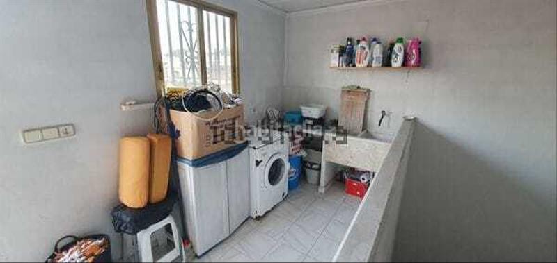 Foto bc8bf12f-954e-48ee-ae89-45d5cd42cce5. Locale commerciale in Favara