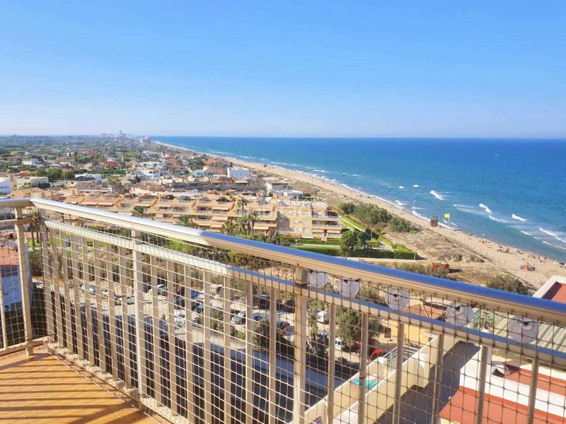 Foto f9f9aeec-442c-451e-b94b-83f55f6e4b92. Rent flat in El Faro Cullera