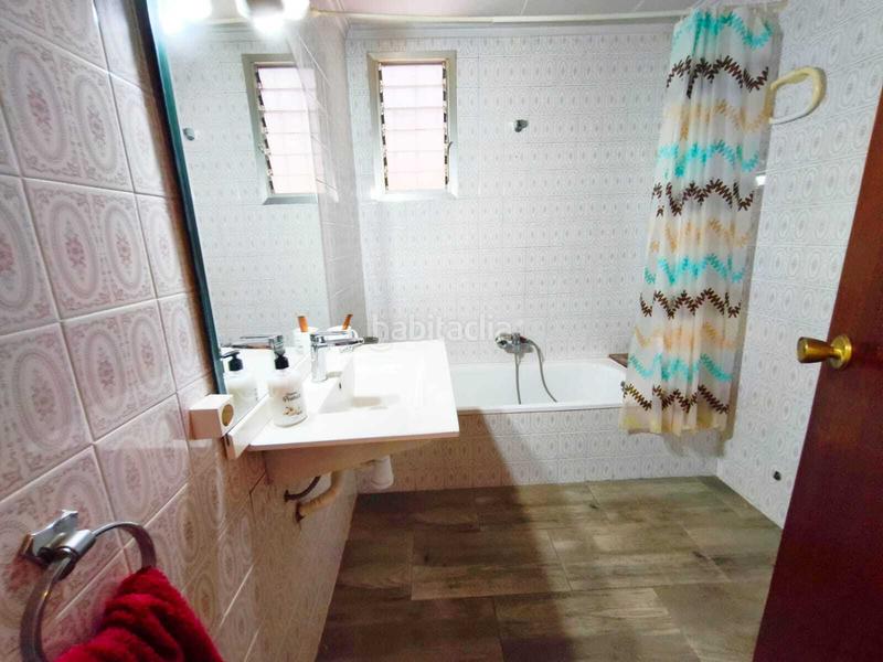 Foto dfb7ea51-70da-453c-b36b-2e79ff2e4fcd. Chalet avec piscine dans Llaurí