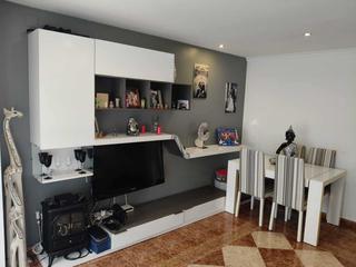 Pis a Pueblo de Cullera. Situado en una tranquila zona de pueblo de cullera, en la que en