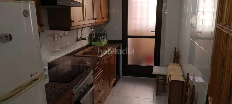 Foto 768ac9ae-0978-42a5-a5e8-72a65c0282b7. Piso situado a primera linea de mar, en el mismo paseo marítimo a la orilla del mar, encontramos este apartamento con el que disfrutar en Cullera