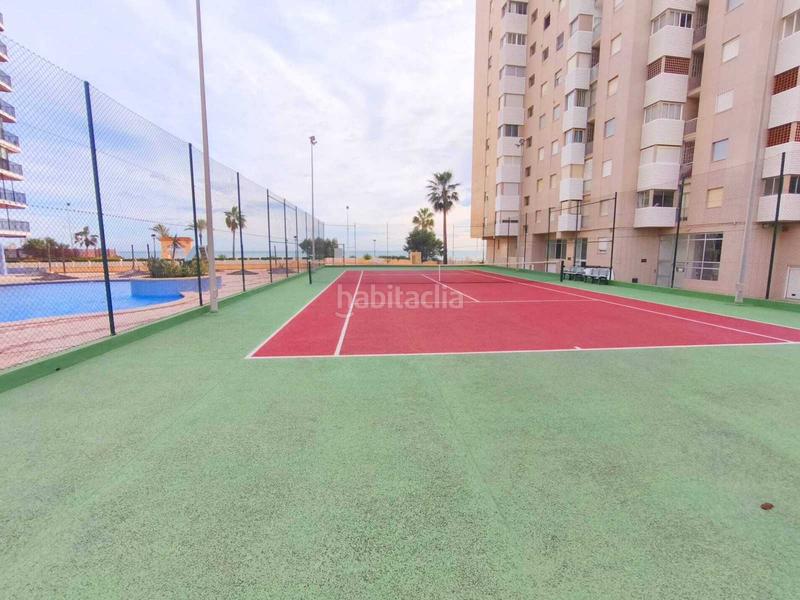 Foto f45794b0-afe0-428c-84d1-2abefba8426c. Piso situado a primera linea de mar, en el mismo paseo marítimo a la orilla del mar, encontramos este apartamento con el que disfrutar en Cullera