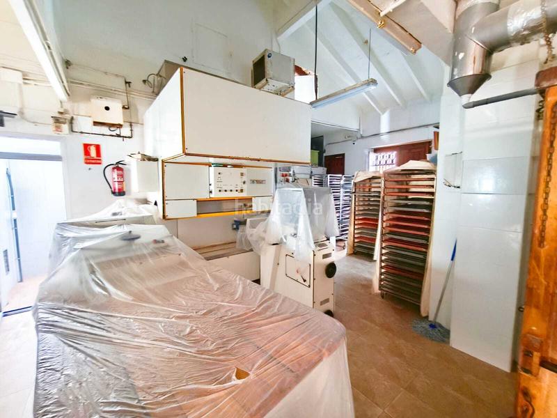 Foto 71685d29-bbb9-4735-a03e-e7737883d630. Local commercial dans El Perelló Sueca