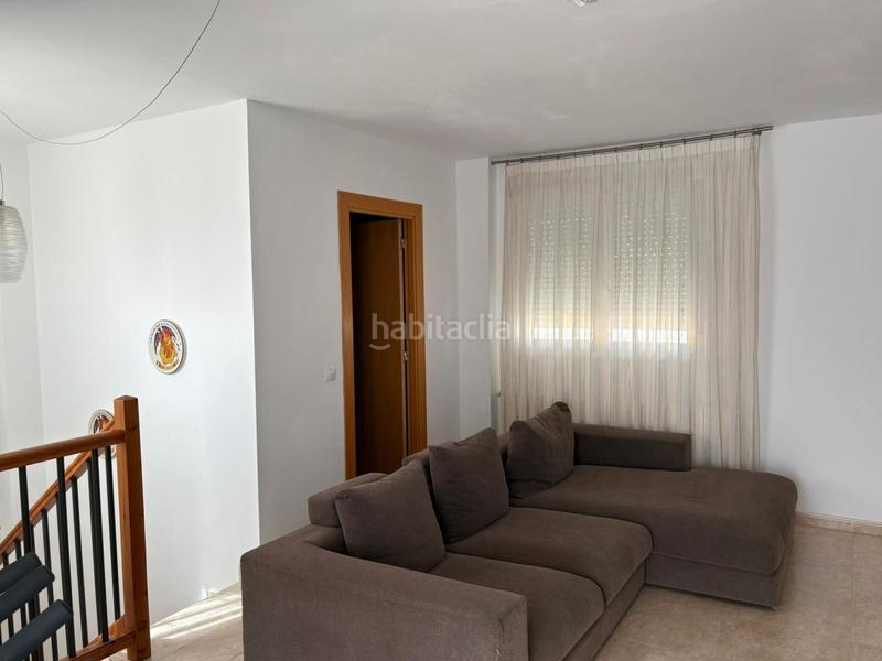 Foto 764e7057-1eec-414b-a743-7d046a8594ad. Casa adossada amb aparcament piscina a Bulevar del Xúquer Cullera