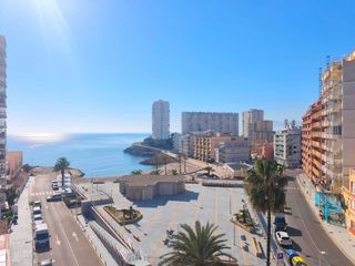 Pis en El Faro. Ubicado en el faro de cullera, una zona tranquila, bien comunica